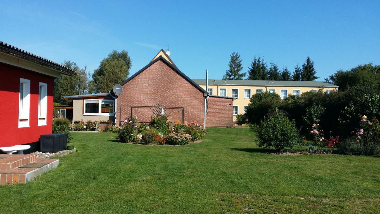 Ferienhaus Storchenweg Mahlzow Екстер'єр фото